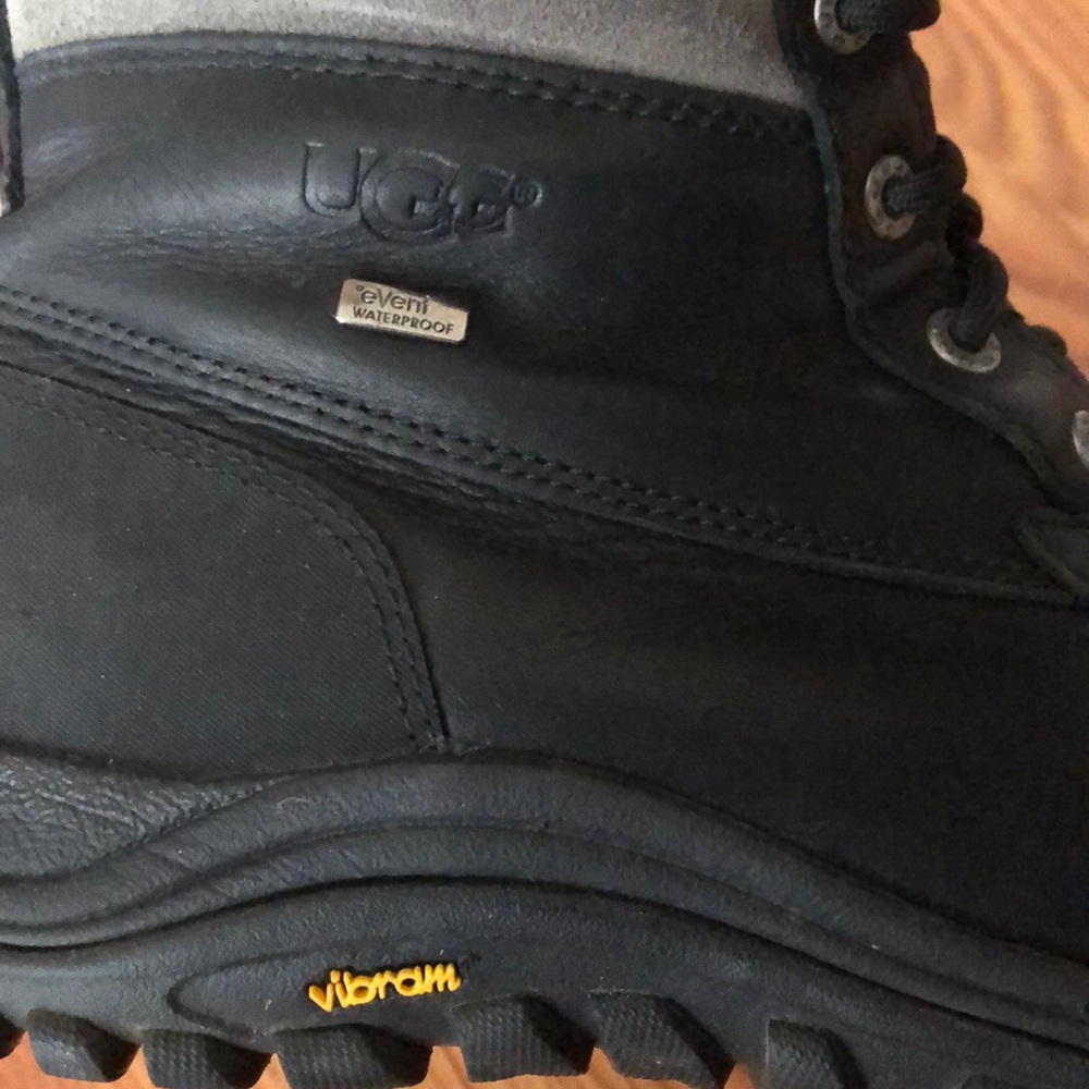 UGG Women's Adirondack III Waterproof Boots - Picture 8 of 8